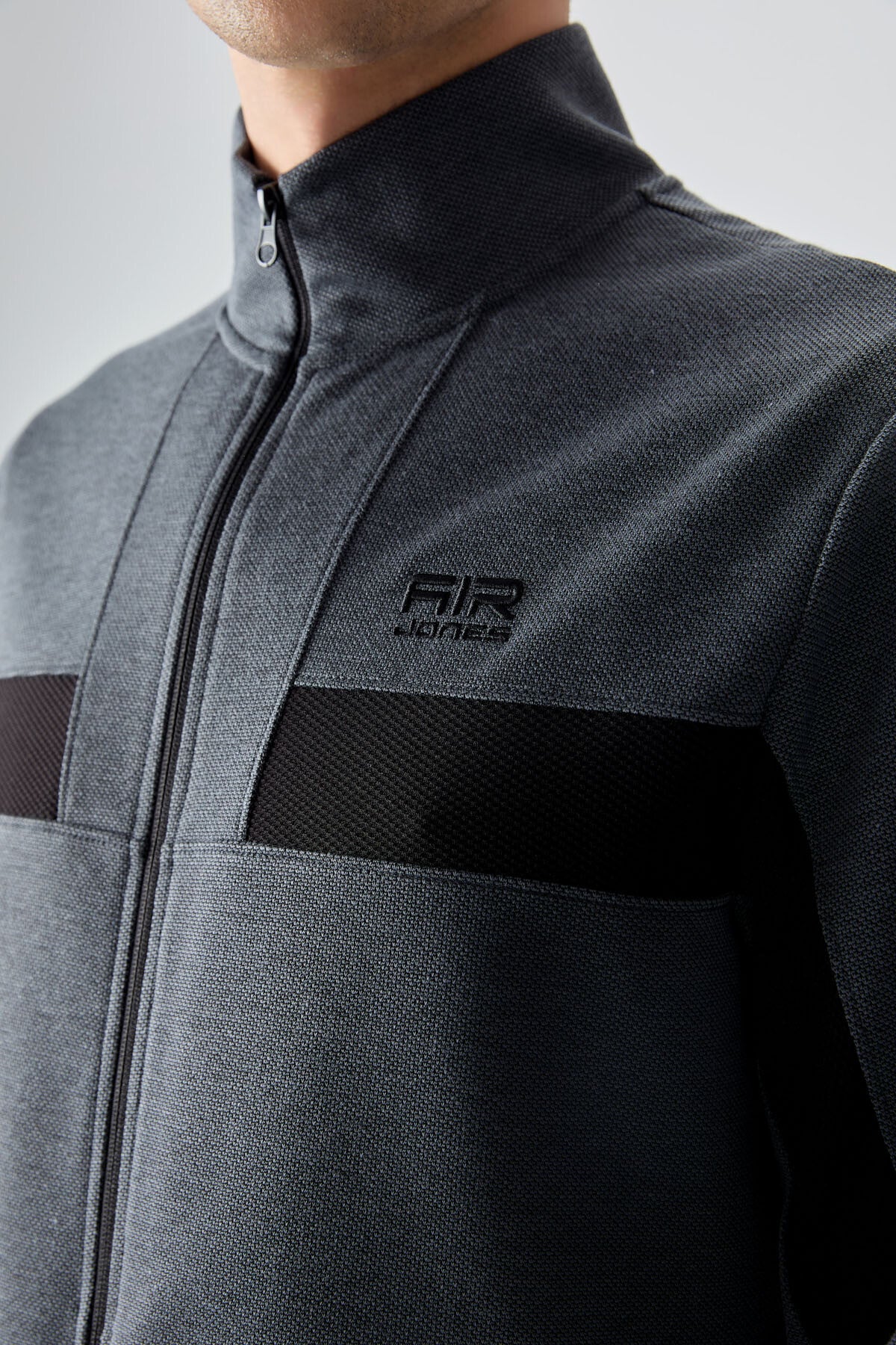 Dark Grey Textured Surface Standard Fit Embroidered Men's Tracksuit Set - 85248