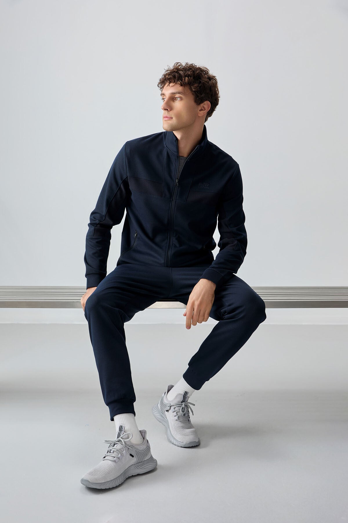 Navy Blue Textured Surface Standard Fit Embroidered Men's Tracksuit Set - 85248