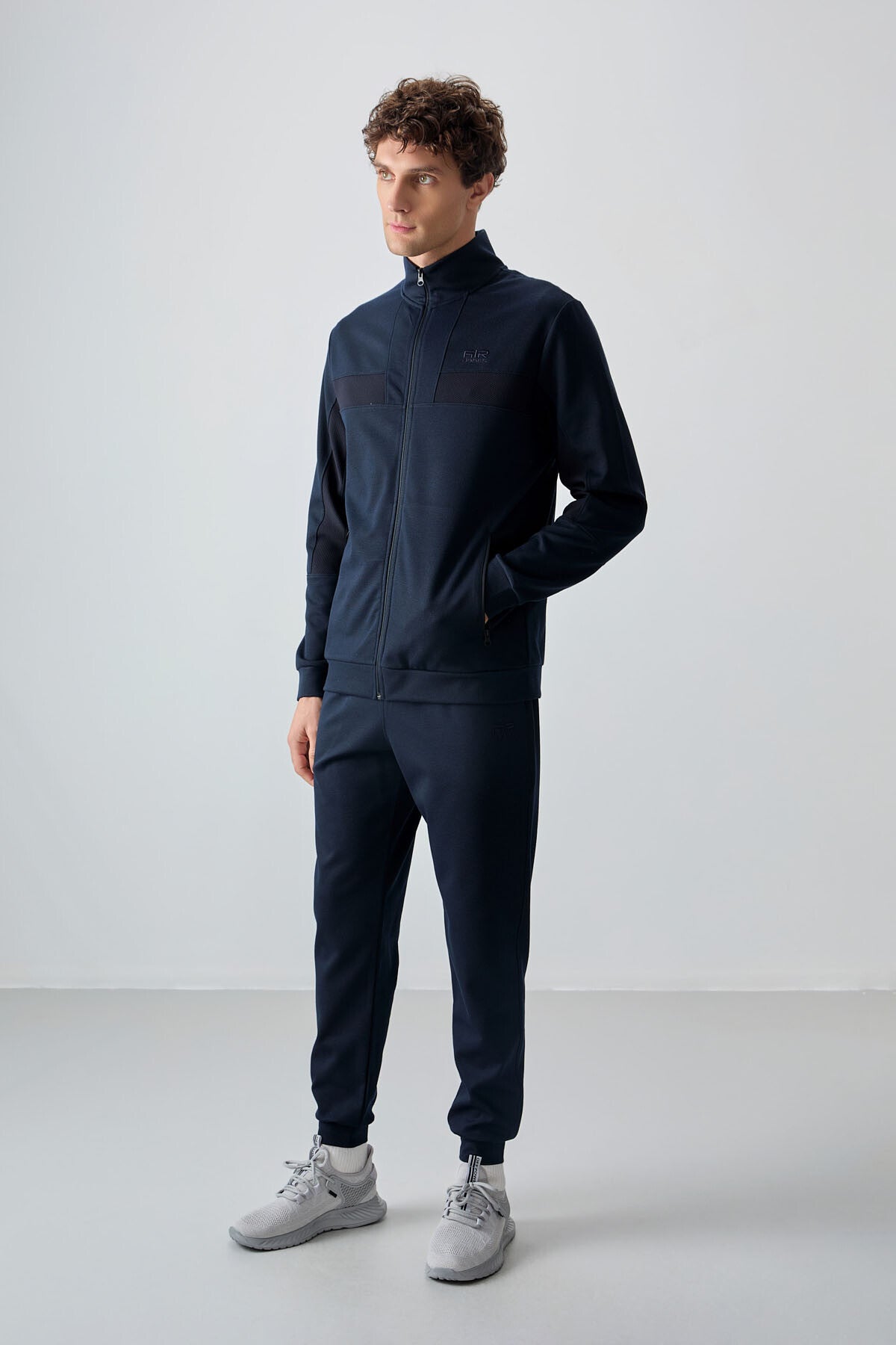 Navy Blue Textured Surface Standard Fit Embroidered Men's Tracksuit Set - 85248