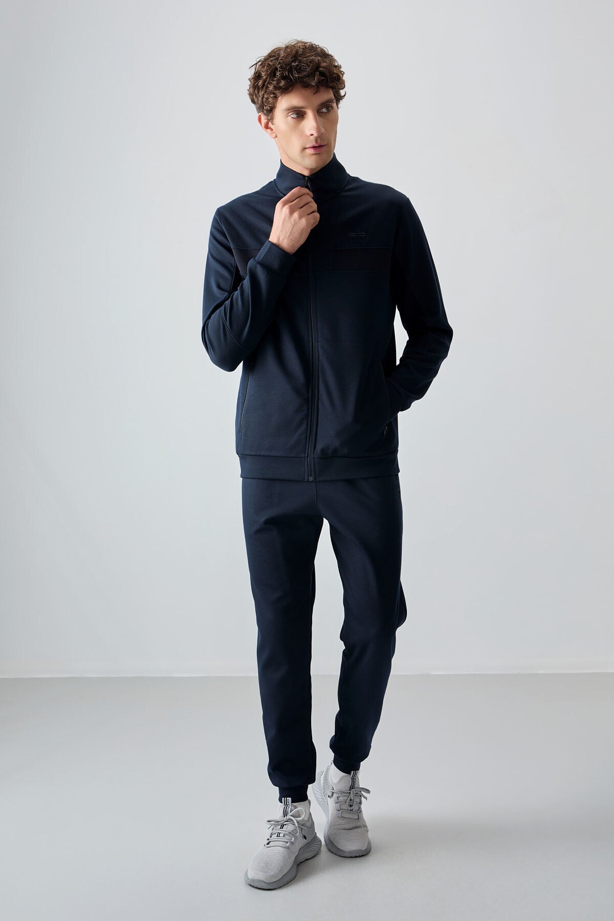Navy Blue Textured Surface Standard Fit Embroidered Men's Tracksuit Set - 85248