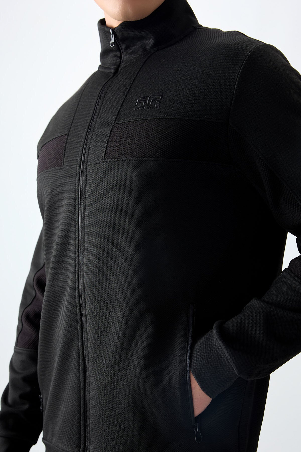 Black Textured Surface Standard Fit Embroidered Men's Tracksuit Set - 85248