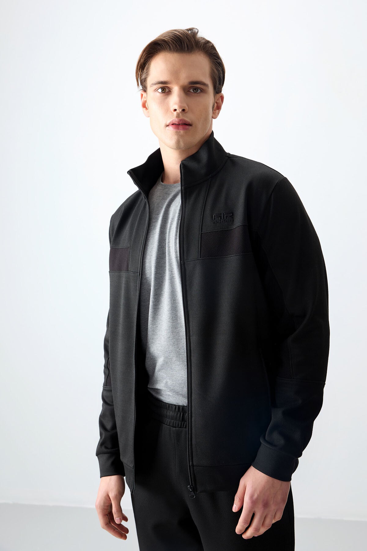 Black Textured Surface Standard Fit Embroidered Men's Tracksuit Set - 85248