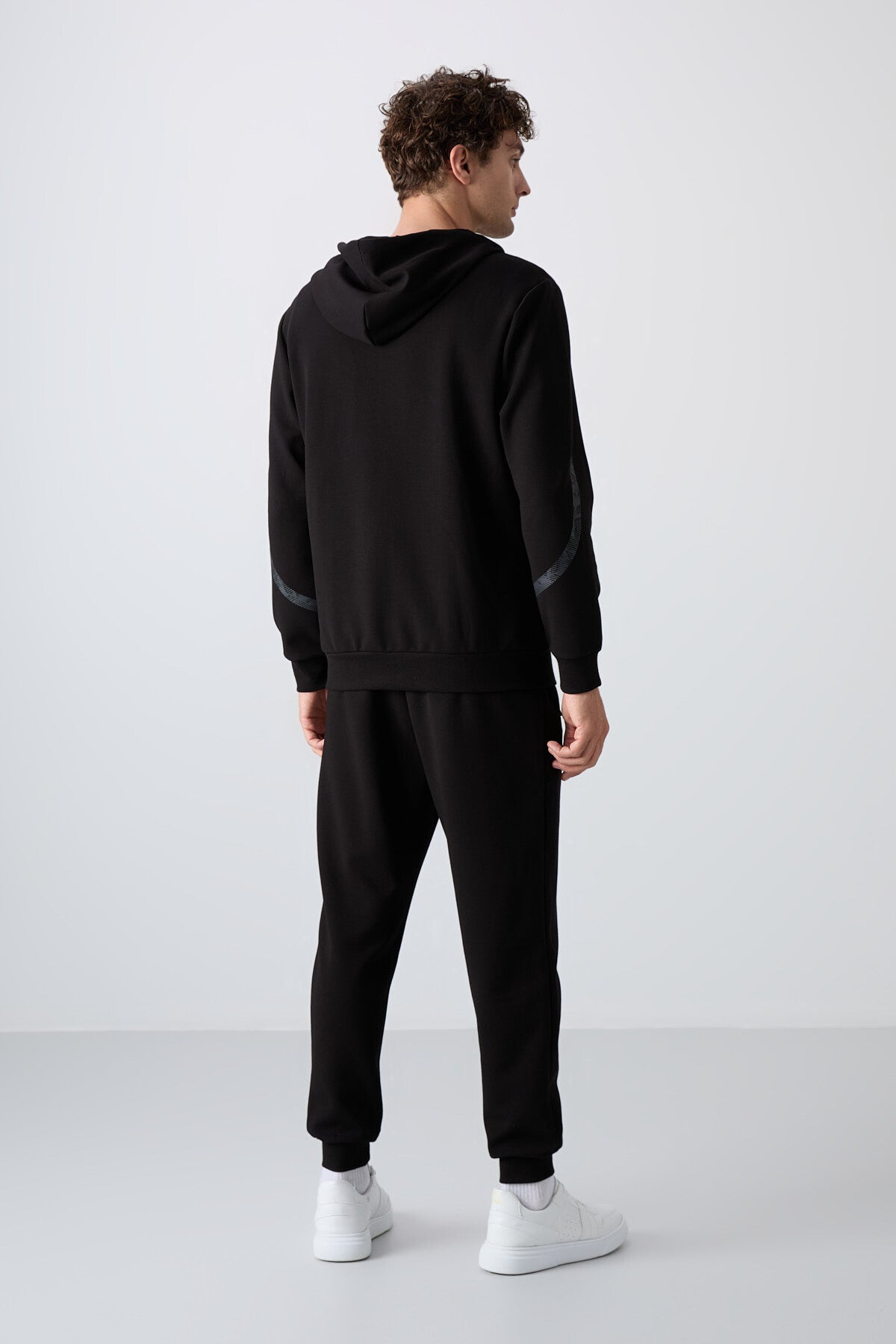 Black Cotton Thick Soft Textured Comfort Fit Printed Men's Tracksuit Set - 85236