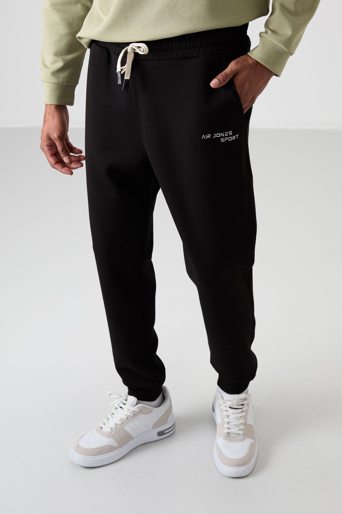 Black Cotton Thick Soft Textured Comfort Fit Embroidered Men's Tracksuit Set - 85254