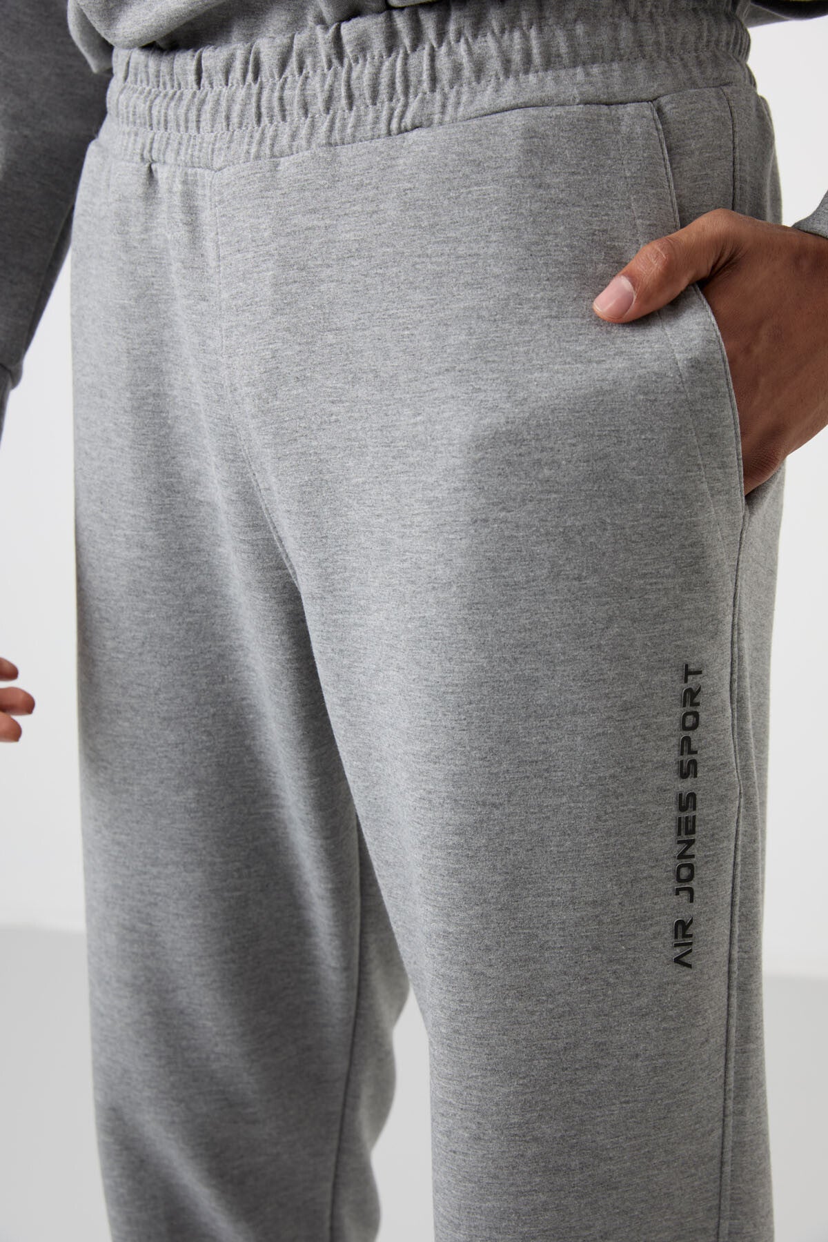 Grey Melange Cotton Thick Soft Textured Comfort Fit Printed Men's Tracksuit Set - 85253