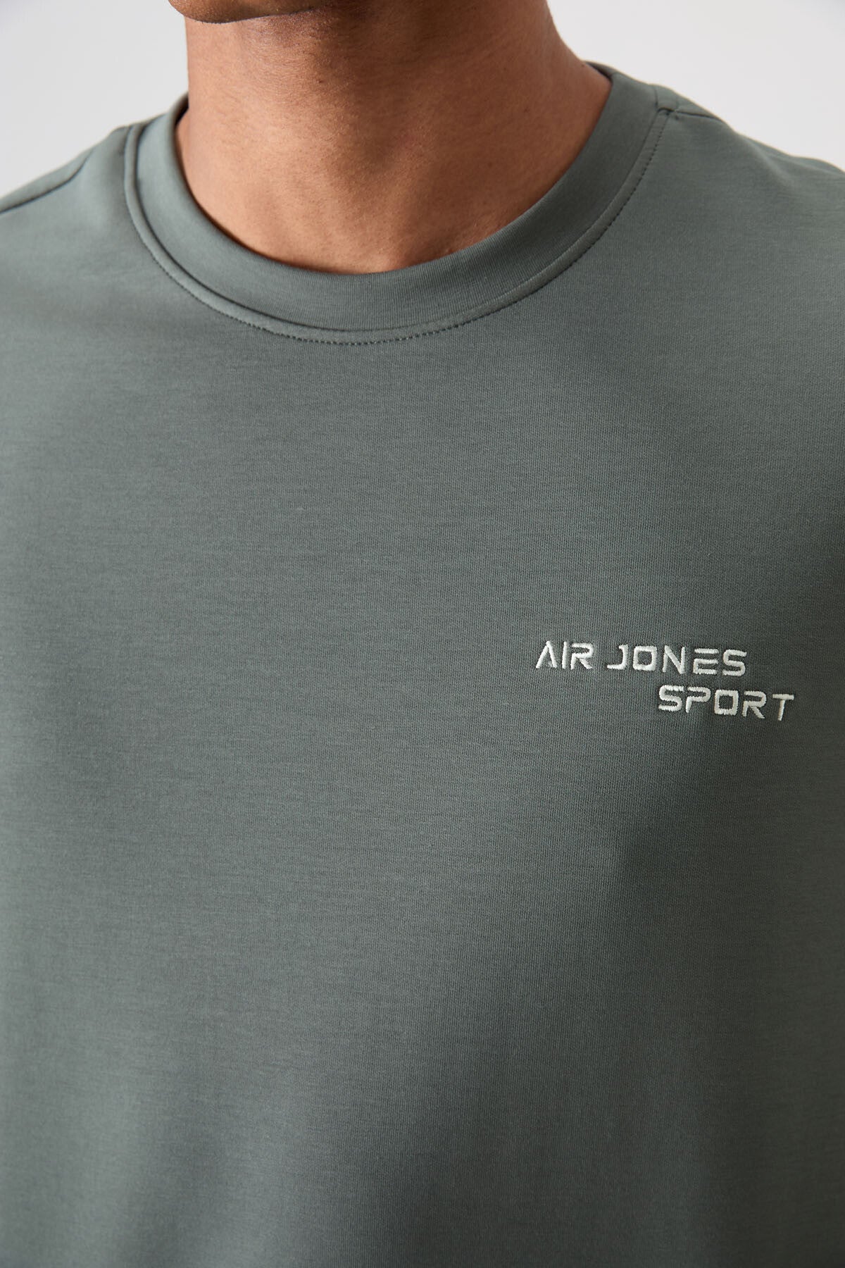 Cotton Thick Soft Textured Comfort Fit Embroidered Men's Tracksuit Set - 85254