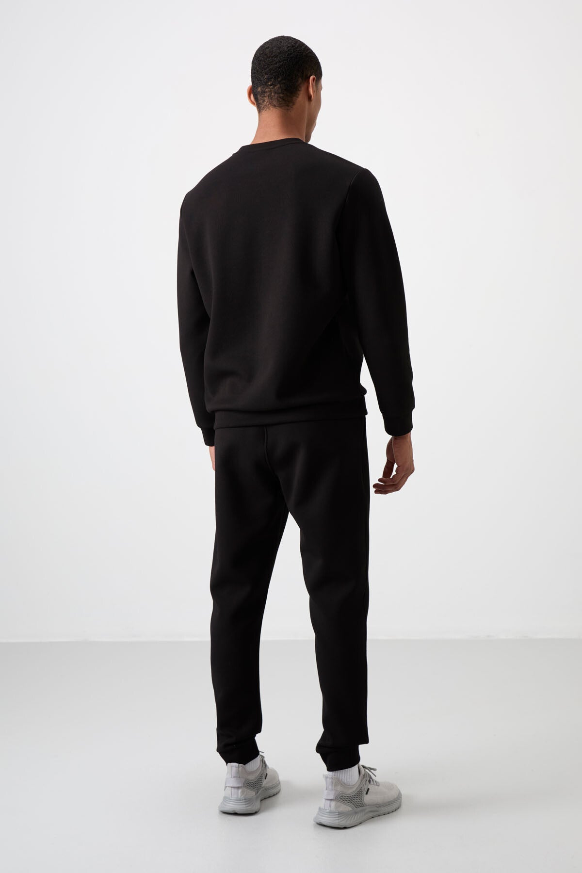 Cotton Thick Soft Textured Comfort Fit Embroidered Men's Tracksuit Set - 85254