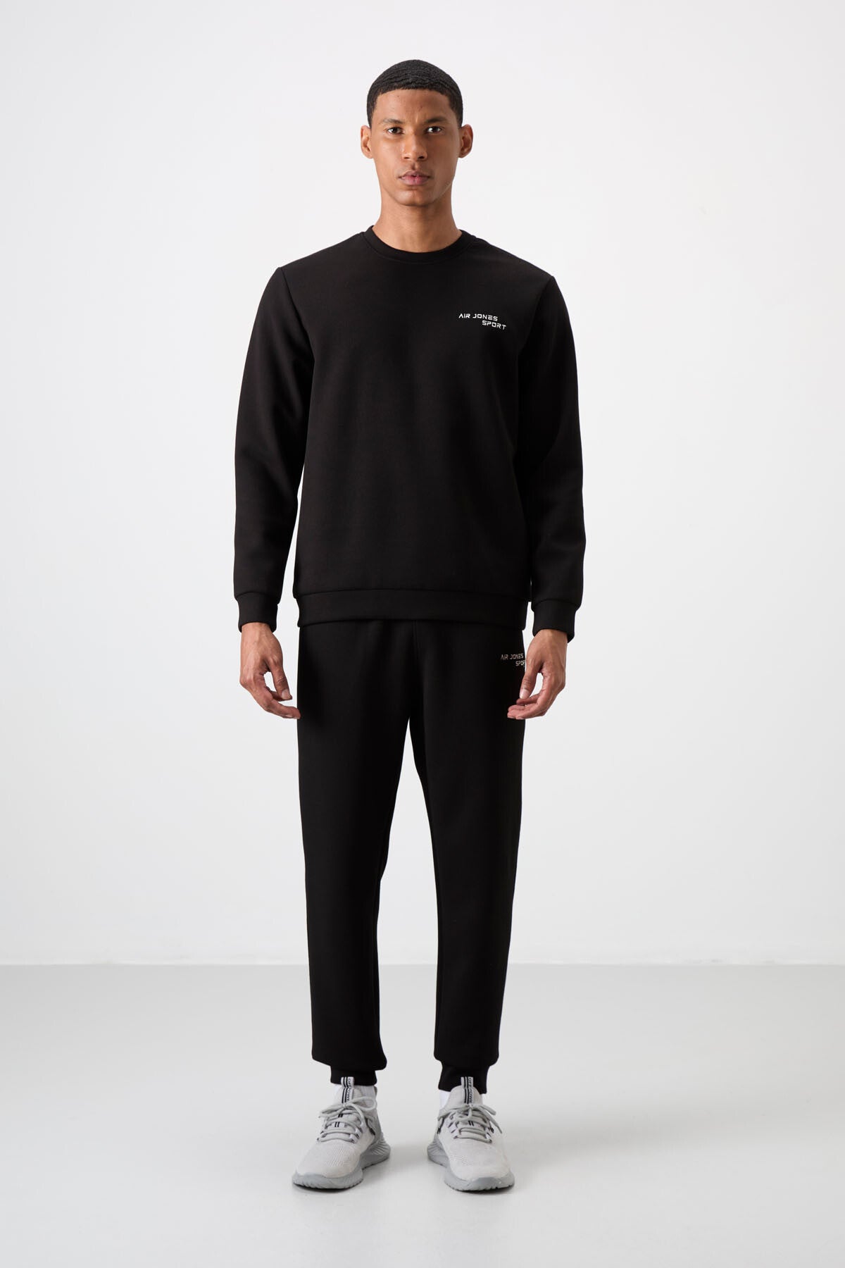 Cotton Thick Soft Textured Comfort Fit Embroidered Men's Tracksuit Set - 85254