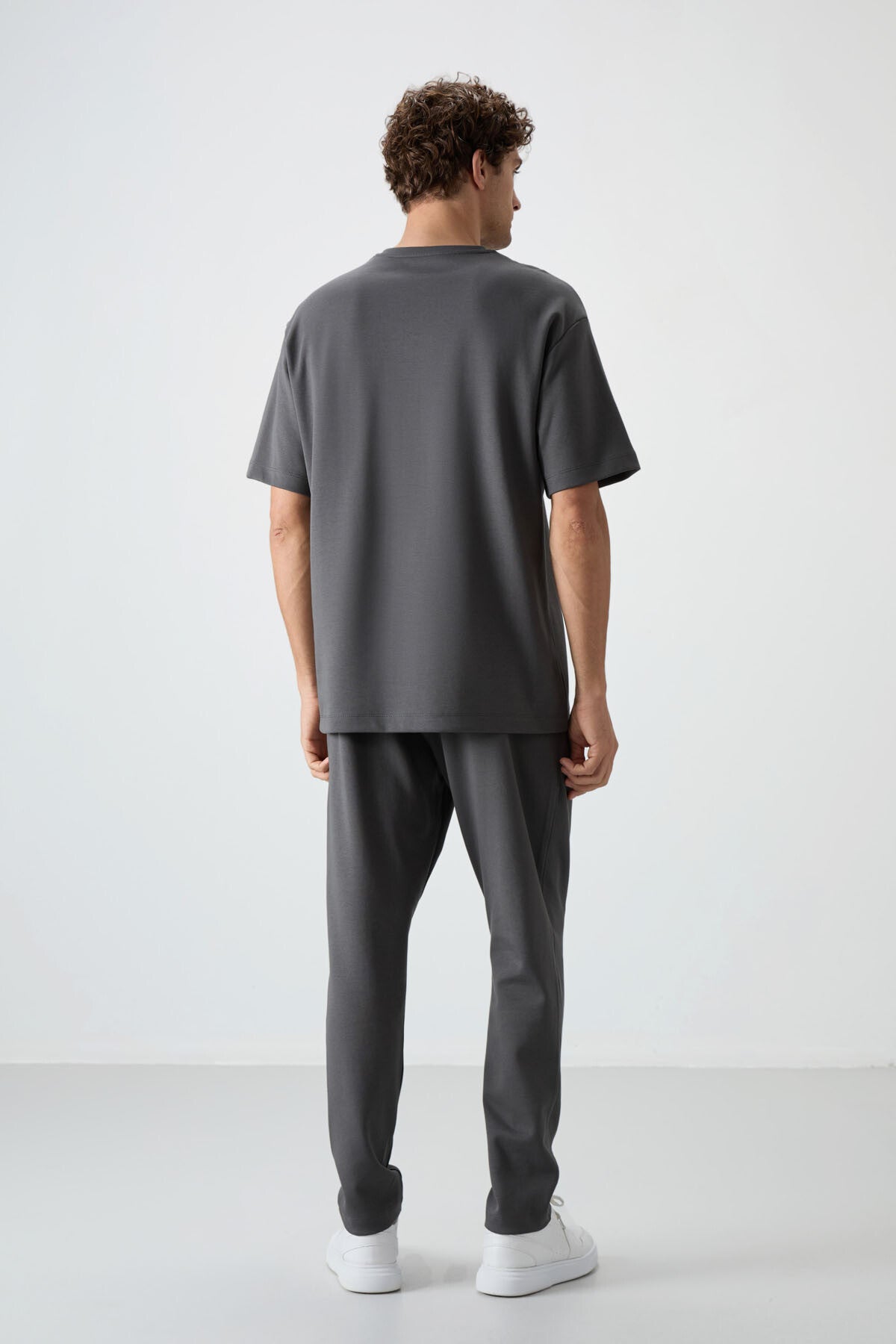 Cotton Thick Soft Textured Oversize Fit Embroidered Men's Tracksuit Set - 85252