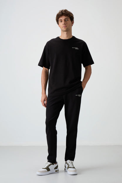 Black Cotton Thick Soft Textured Oversize Fit Embroidered Men's Tracksuit Set - 85252
