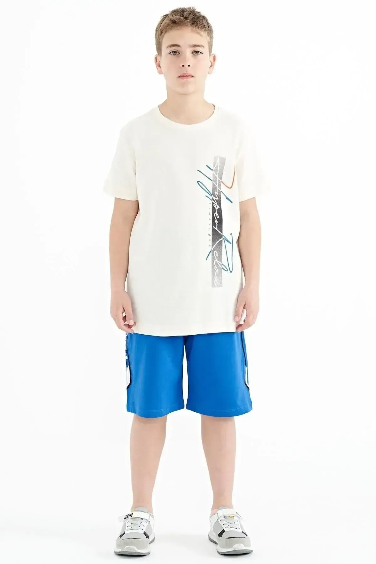 Ecru Print Round Neck Standard Fit Boys' T-Shirt - 11119