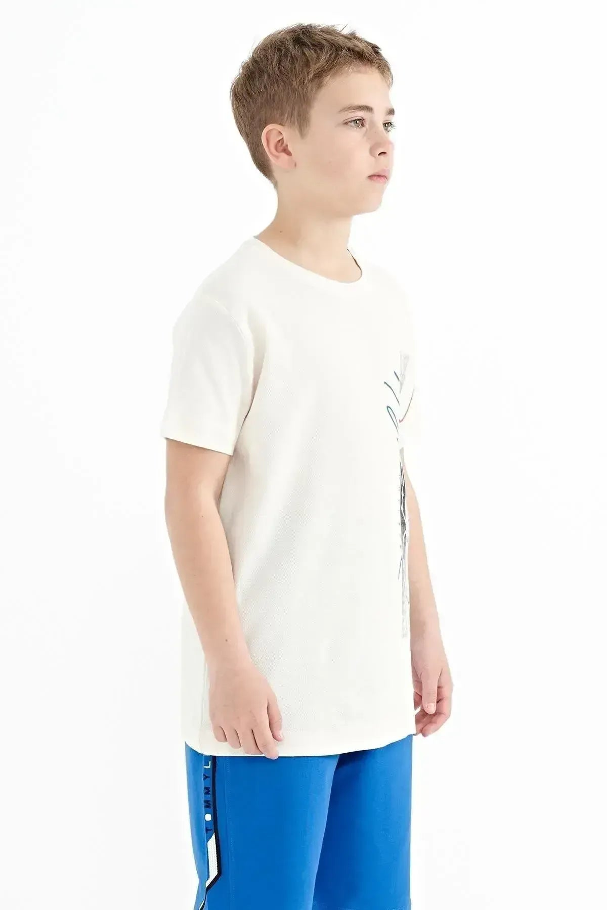 Ecru Print Round Neck Standard Fit Boys' T-Shirt - 11119
