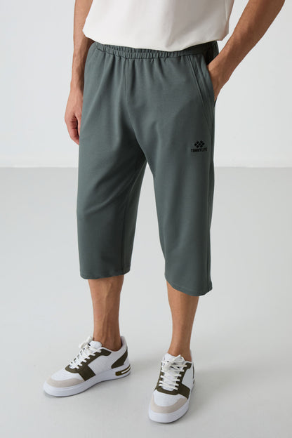Cotton Right Soft Textured Standard Fit Embroidered Men's Capri - 83102