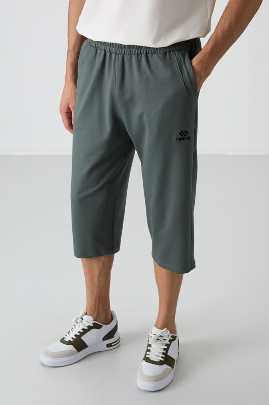 Cotton Right Soft Textured Standard Fit Embroidered Men's Capri - 83102