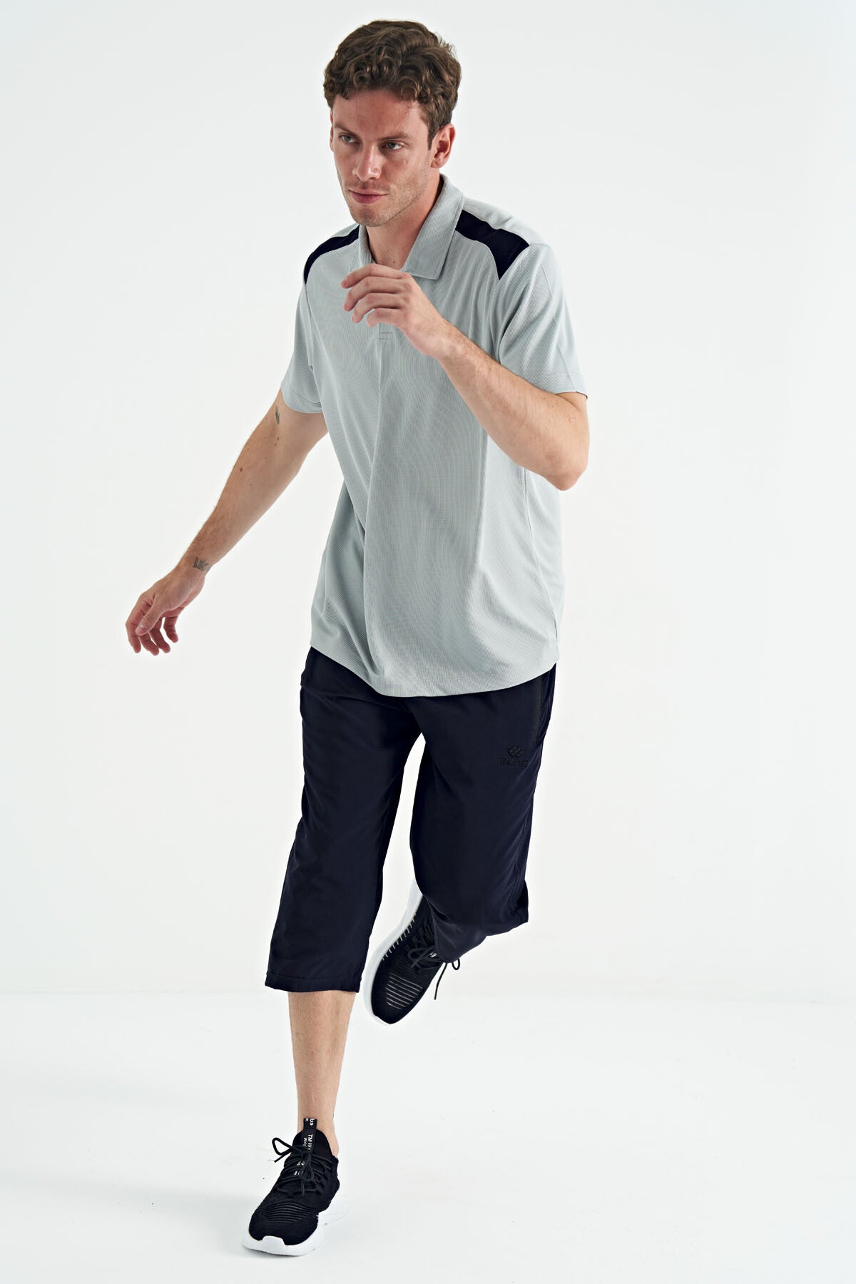 Indigo Laced Standard Fit Zip Pocket Active Sport Men's Capri - 83096