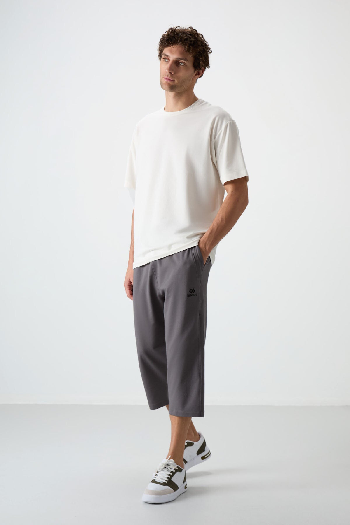 Dark Gray Cotton Soft Textured Standard Fit Embroidered Men's Capri - 83102