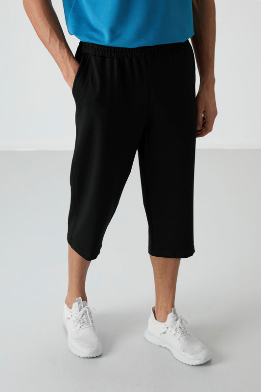 Black Cotton Soft Textured Standard Fit Embroidered Men's Capri - 83102
