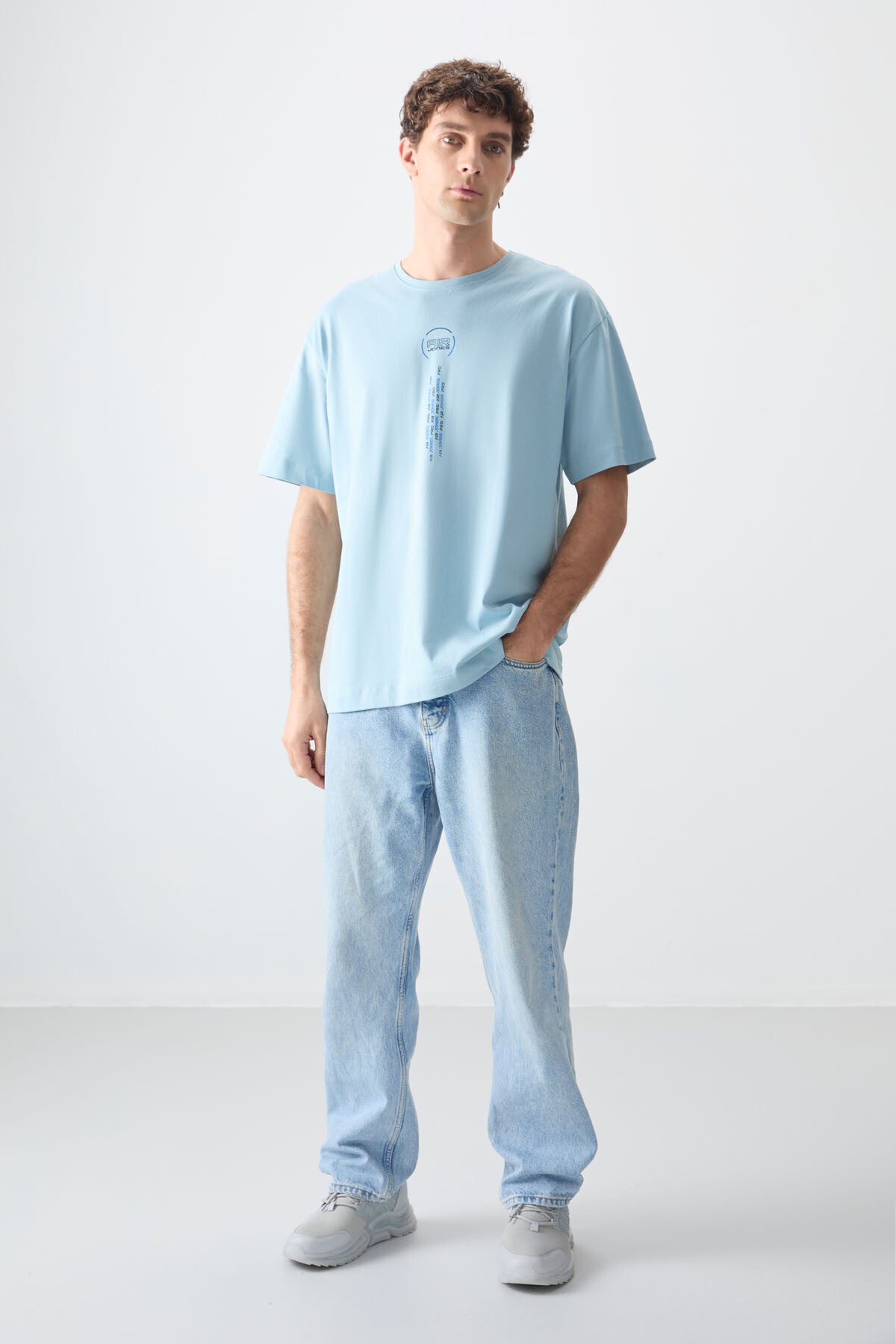 Light Blue 100% Cotton Thick Soft Textured Oversize Fit Printed Men's T-Shirt - 88355