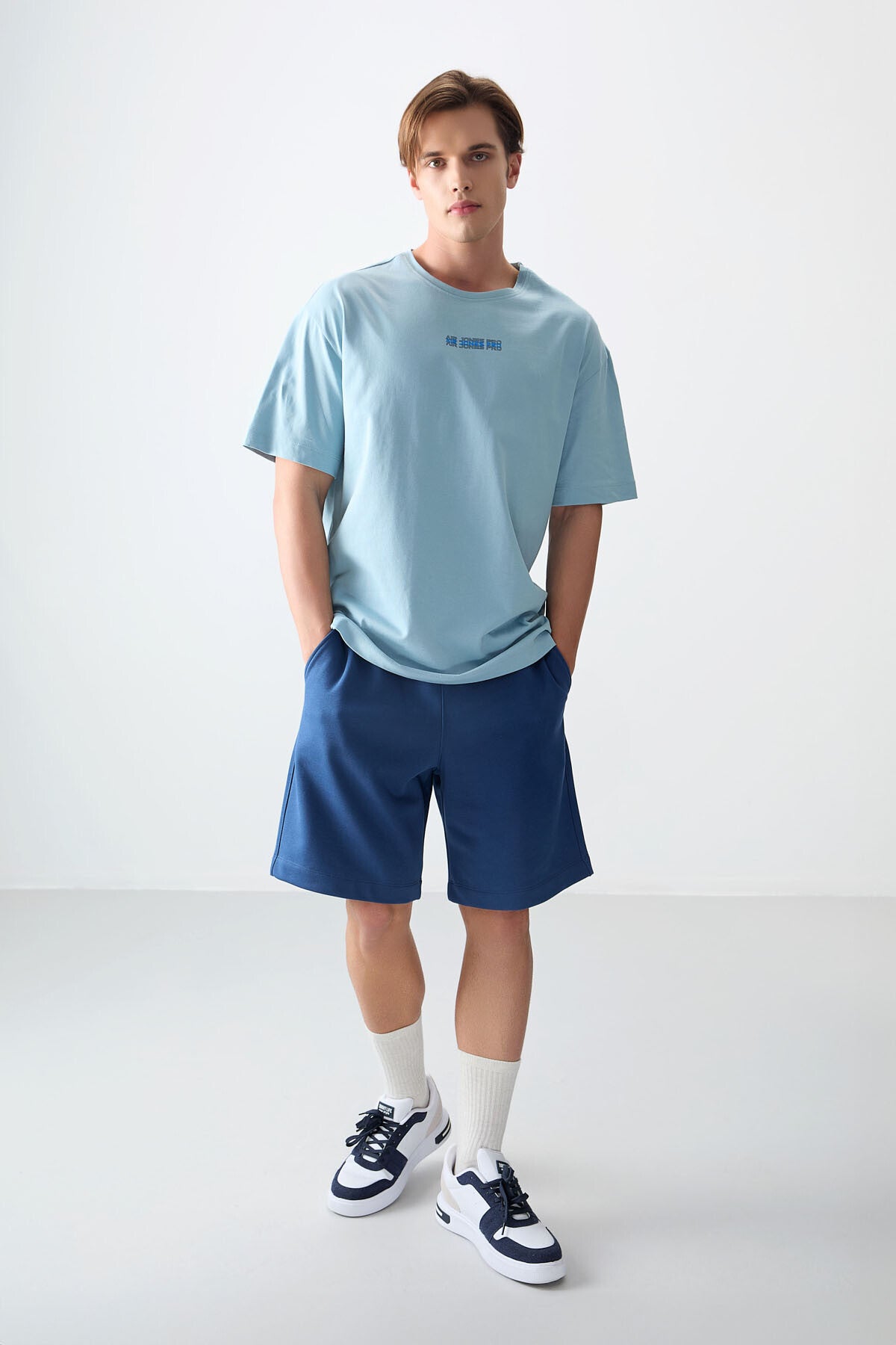 Light Blue 100% Cotton Thick Soft Textured Oversize Fit Printed Men's T-Shirt - 88354