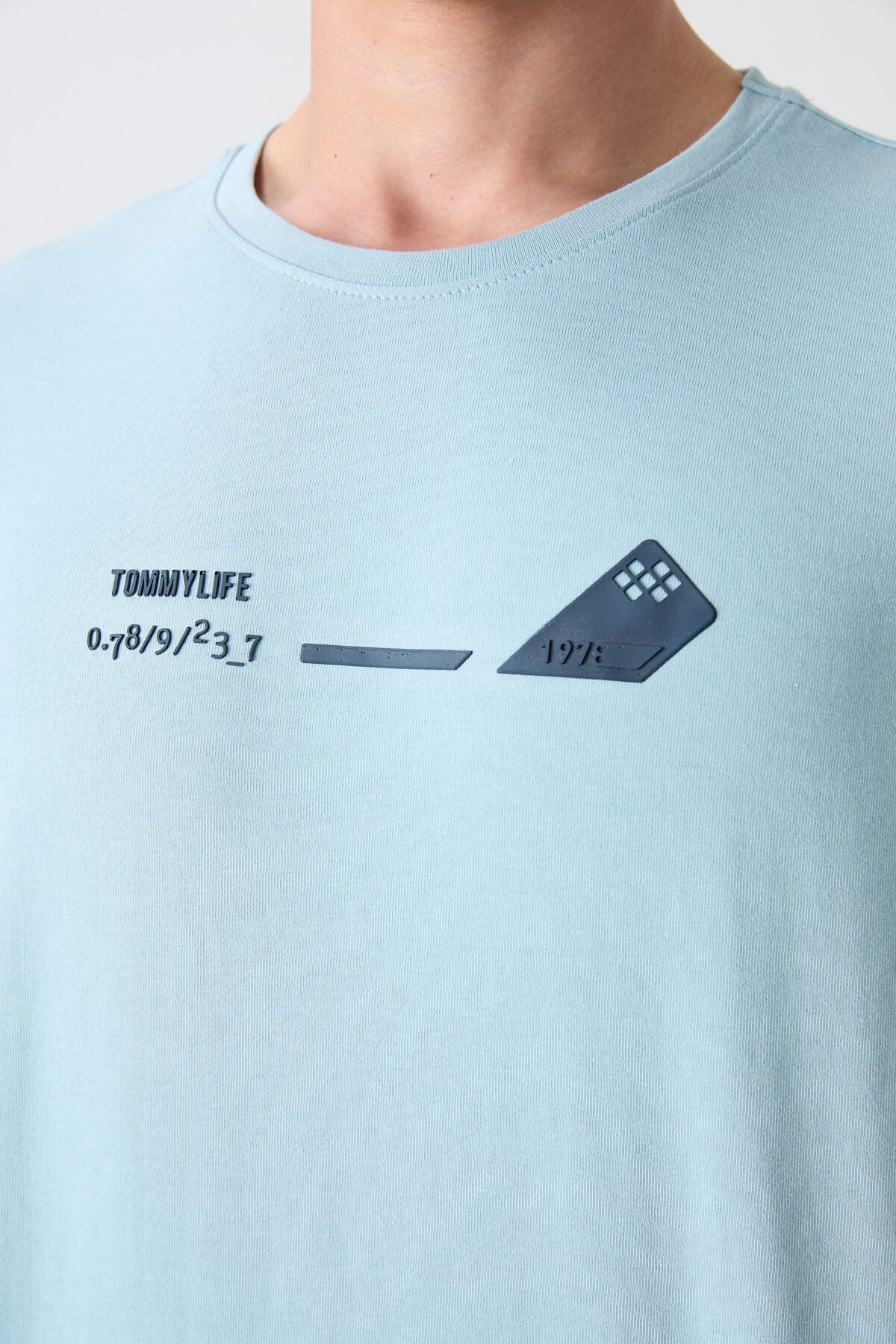 Light Blue Cotton Thick Soft Textured Oversize Fit Printed Men's T-Shirt - 88330