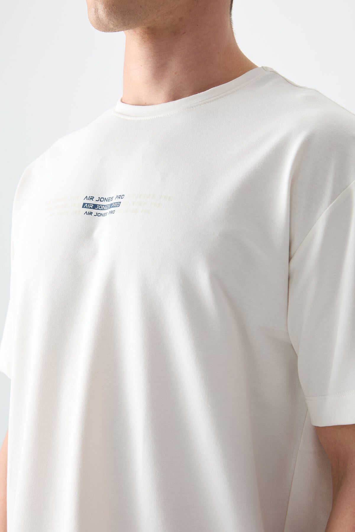 Ecru Cotton Thick Soft Textured Oversize Fit Printed Men's T-Shirt - 88374