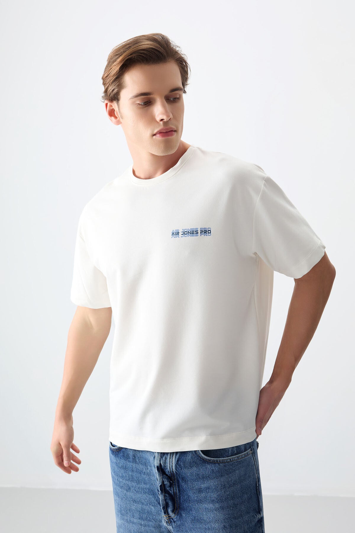 Ecru Cotton Thick Soft Textured Oversize Fit Printed Men's T-Shirt - 88375