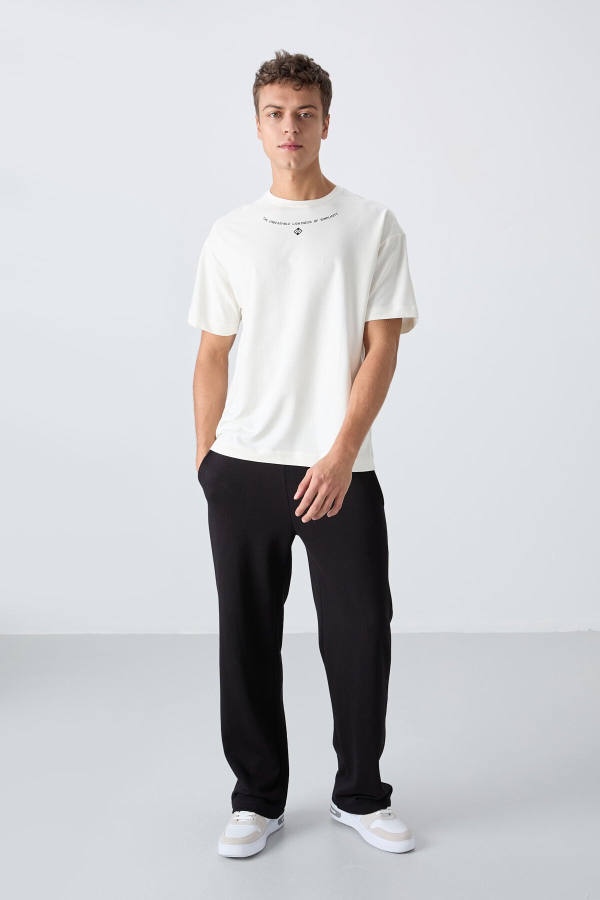 Ecru Cotton Thick Soft Textured Oversize Fit Printed Men's T-Shirt - 88343