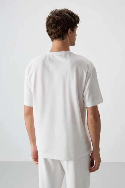 Ecru Thick Cotton Textured Oversize Fit Printed Men's T-Shirt - 88366