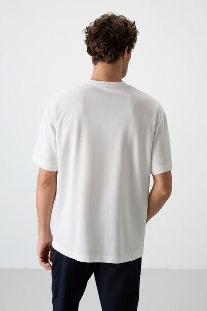 Ecru Thick Cotton Textured Surface Oversize Fit Printed Men's T-Shirt - 88367