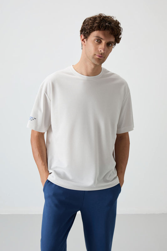 Ecru Thick Cotton Textured Oversize Fit Printed Men's T-Shirt - 88369