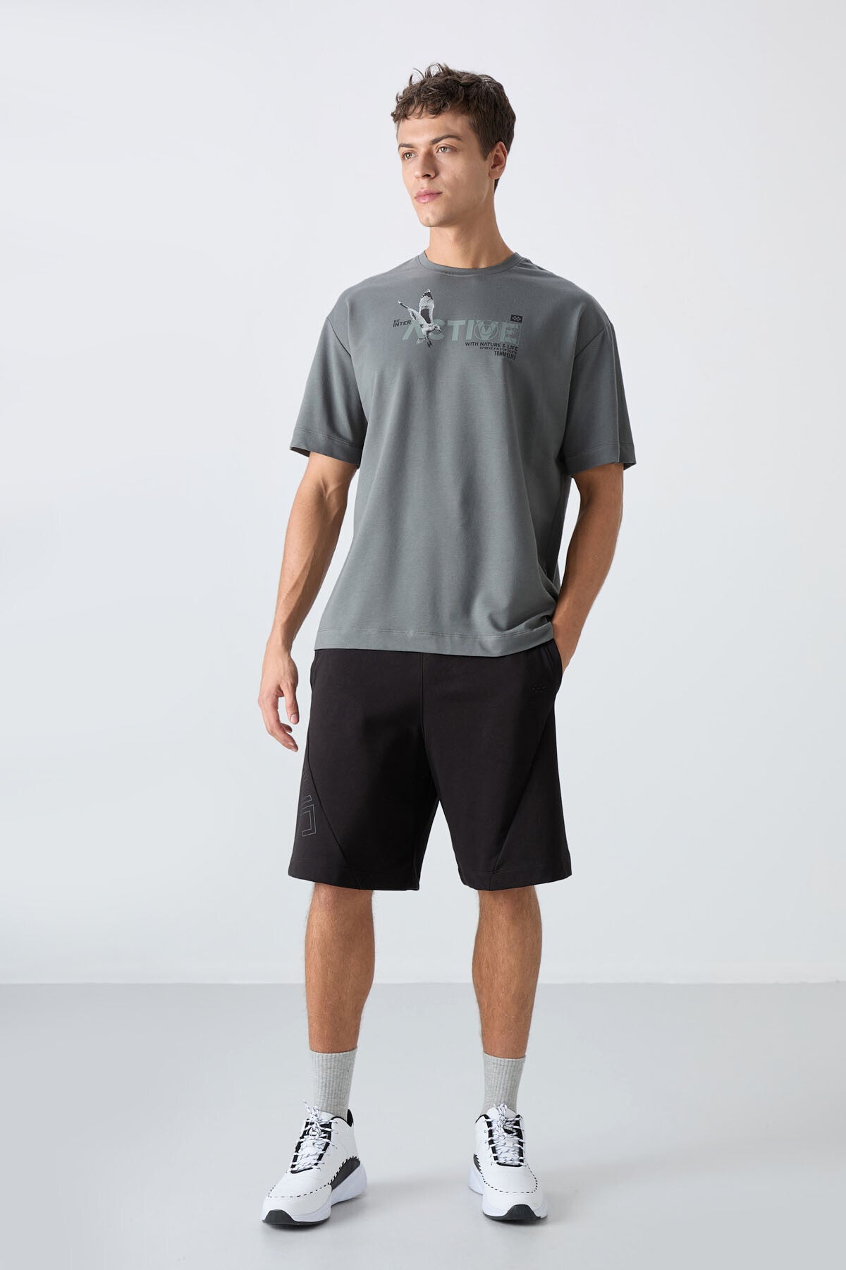 Cotton Thick Soft Textured Oversize Fit Printed Men's T-Shirt - 88344