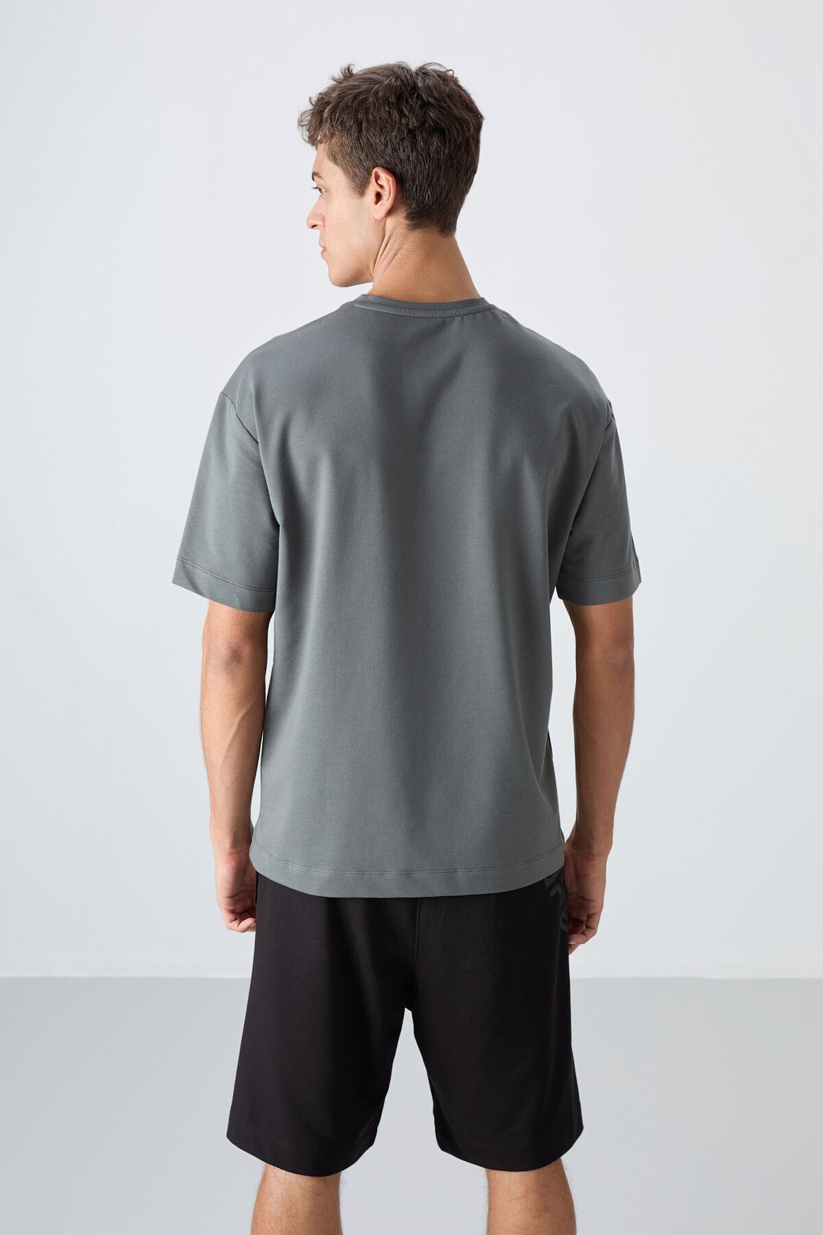 Cotton Thick Soft Textured Oversize Fit Printed Men's T-Shirt - 88344