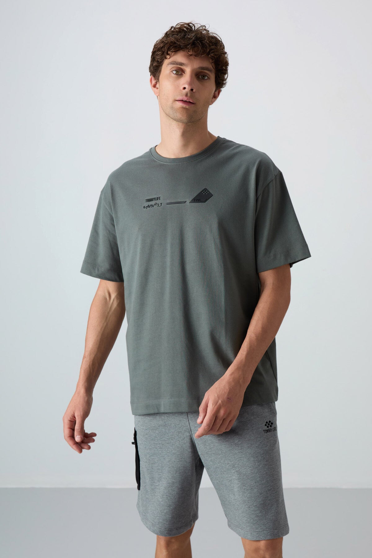 Cotton Thick Soft Textured Oversize Fit Printed Men's T-Shirt - 88330