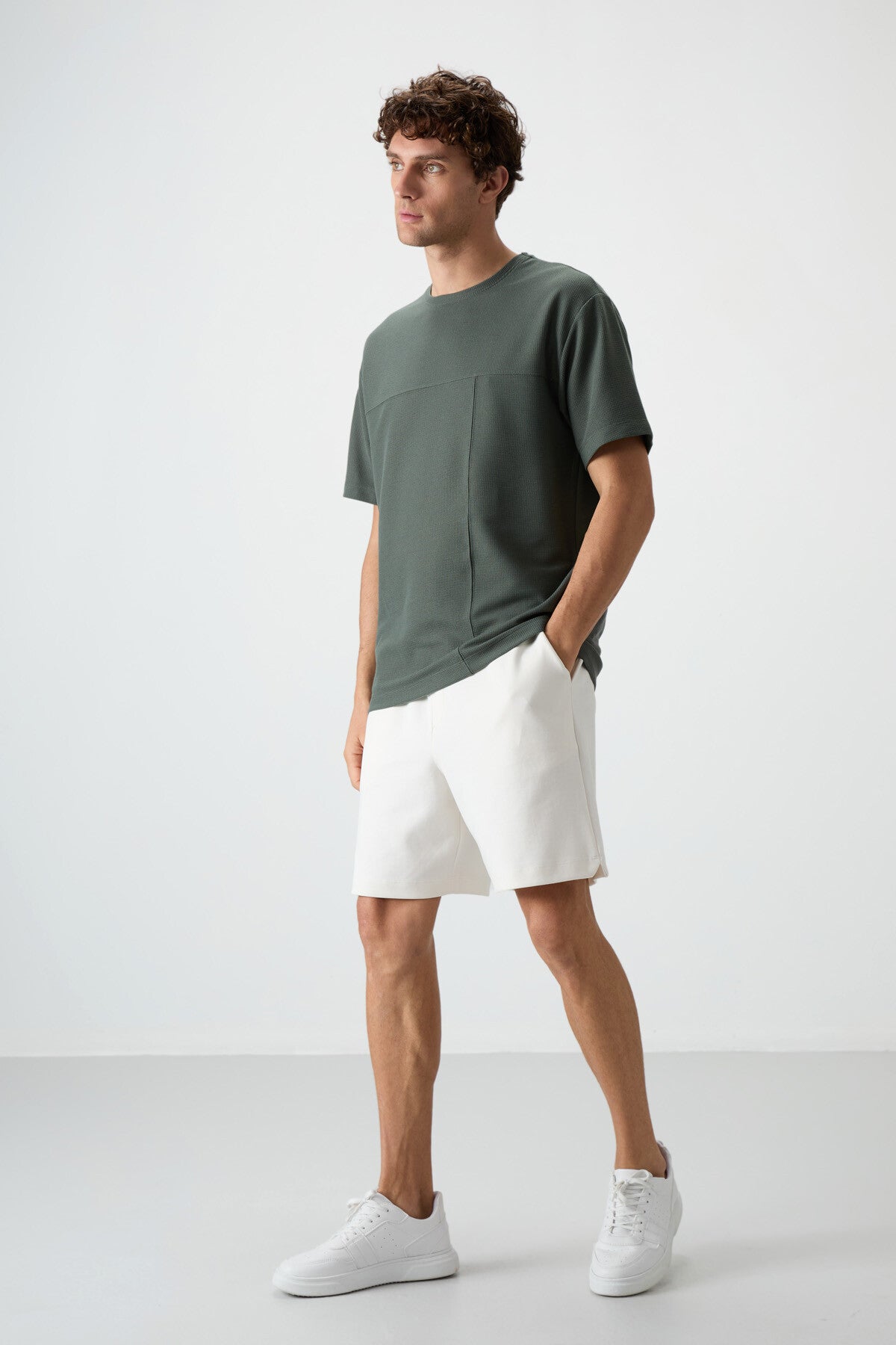Waffle Knit Interlock Textured Surface Oversize Fit Basic Men's T-Shirt - 88380