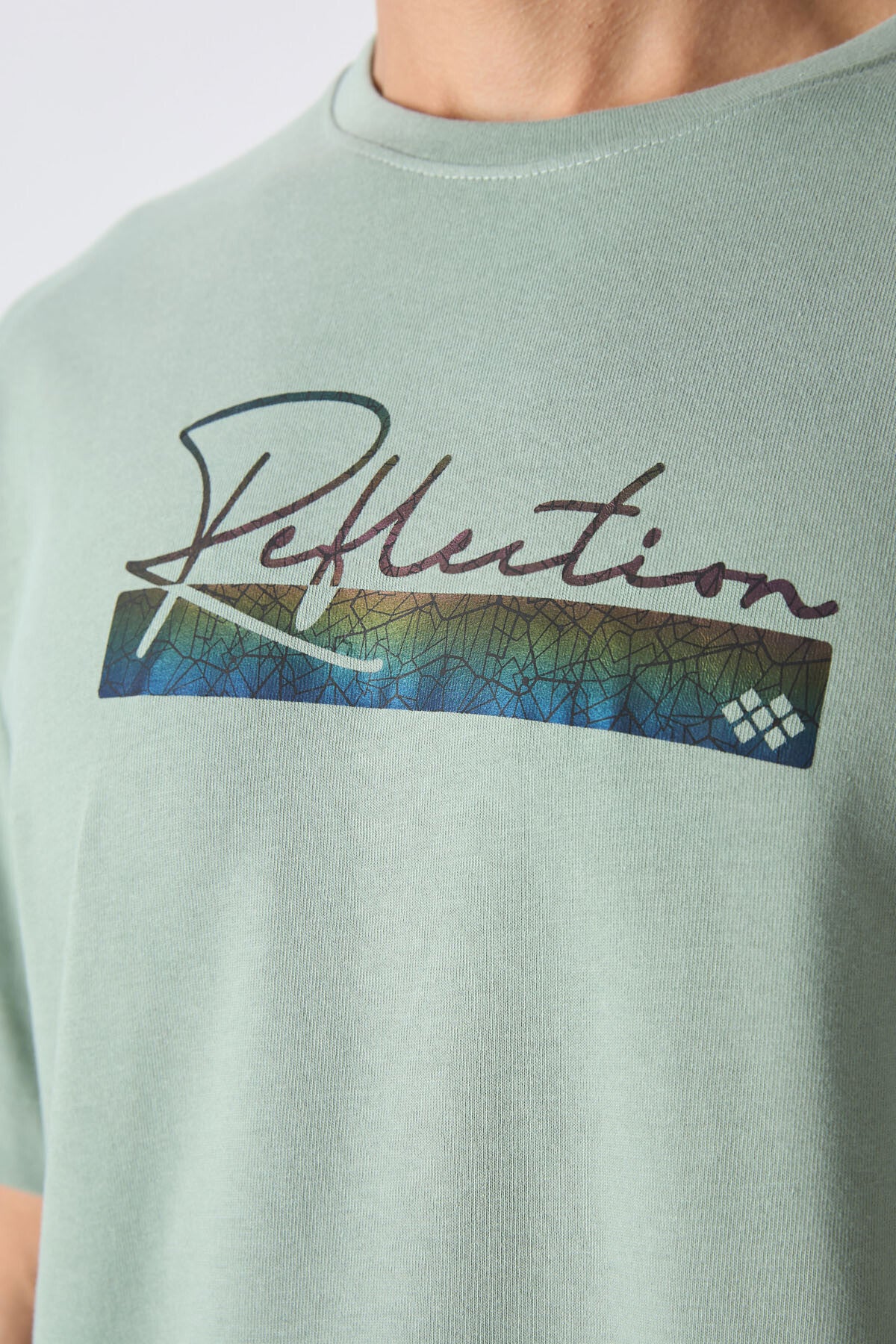 Light Green Cotton Thick Soft Textured Oversize Fit Printed Men's T-Shirt - 88334