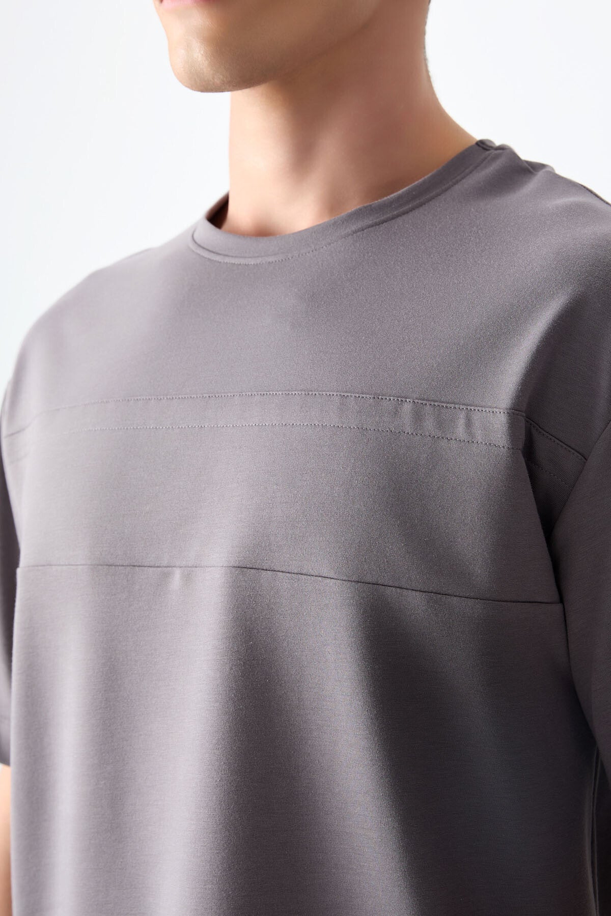 Dark Grey Cotton Thick Soft Textured Oversize Fit Basic Men's T-Shirt - 88378