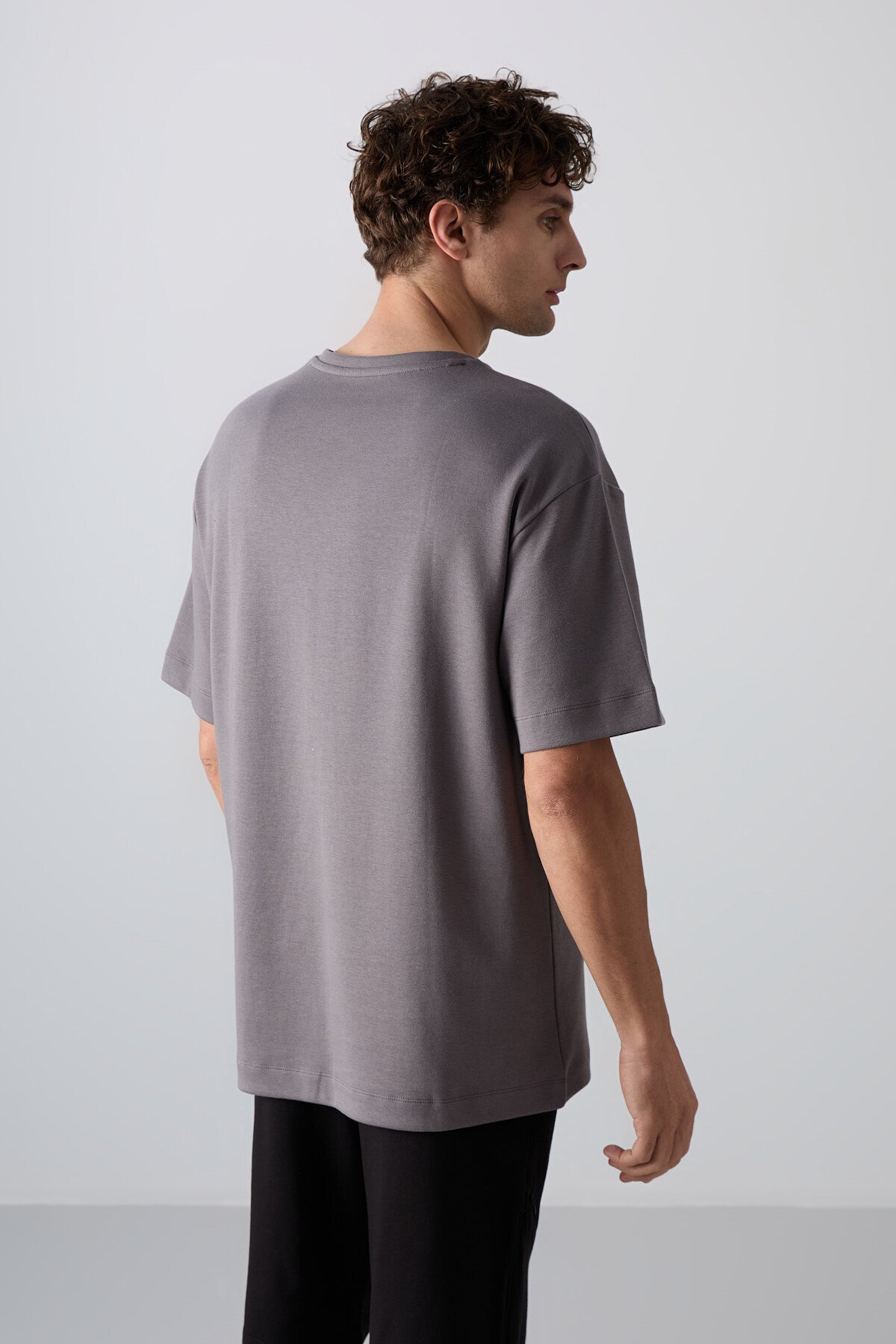 Dark Grey Cotton Thick Soft Textured Oversize Fit Printed Men's T-Shirt - 88324