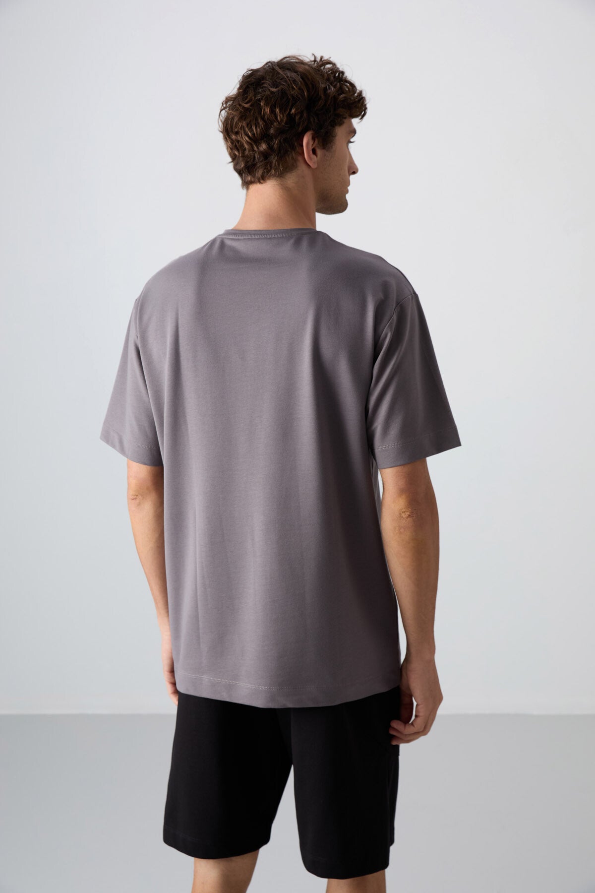 Dark Grey Cotton Thick Soft Textured Oversize Fit Printed Men's T-Shirt - 88350