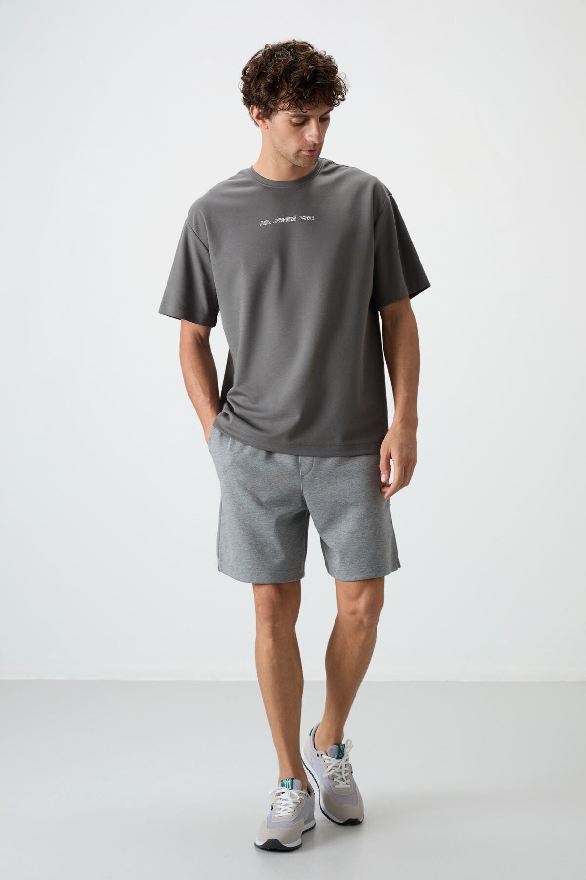 Dark Gray Cotton Thick Textured Surface Oversize Fit Printed Men's T-Shirt - 88364