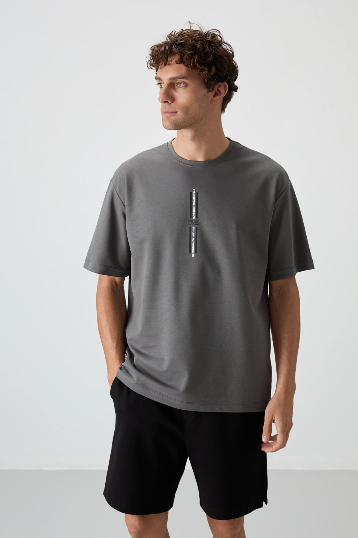 Dark Grey Cotton Thick Textured Surface Oversize Fit Printed Men's T-Shirt - 88366