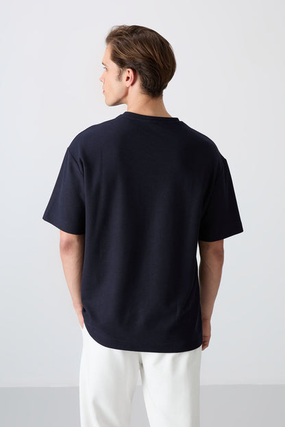Navy Blue Textured Thick Surface Cotton Oversize Fit Printed Men's T-Shirt - 88336