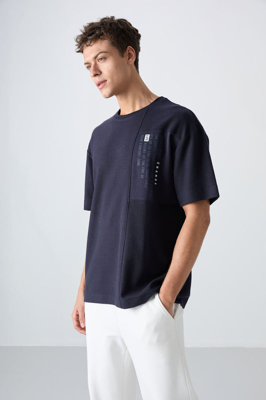 Navy Blue Textured Thick Surface Cotton Oversize Fit Printed Men's T-Shirt - 88338
