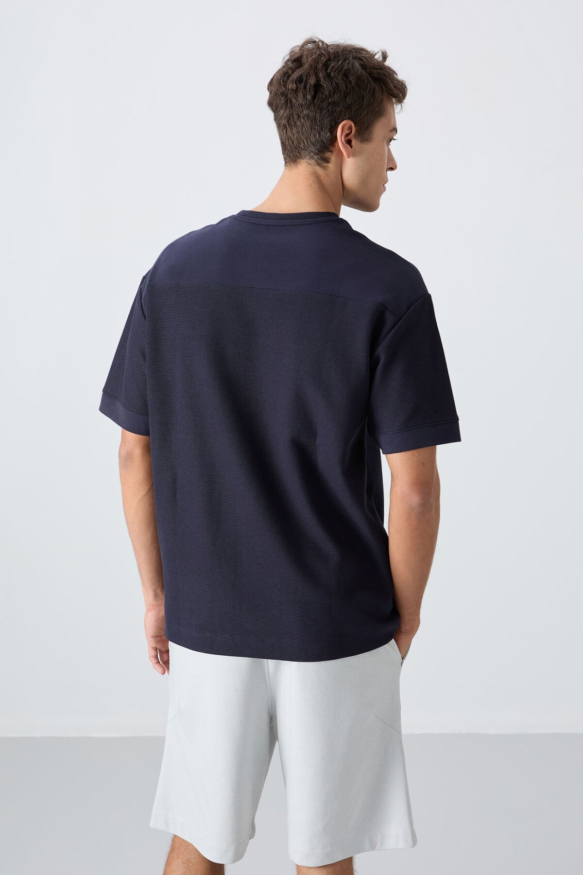 Navy Blue Textured Thick Surface Cotton Oversize Fit Basic Men's T-Shirt - 88340