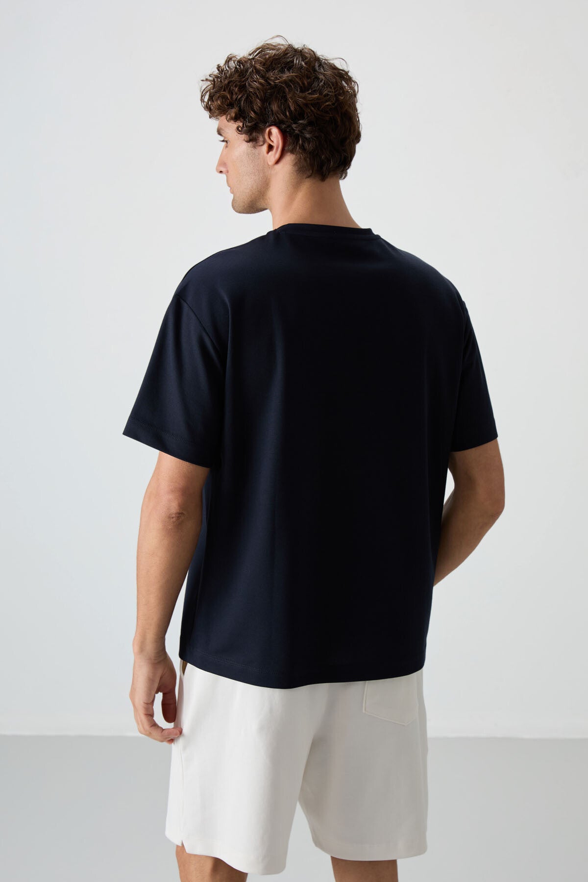 Navy Blue Textured Thick Surface Cotton Oversize Fit Printed Men's T-Shirt - 88368