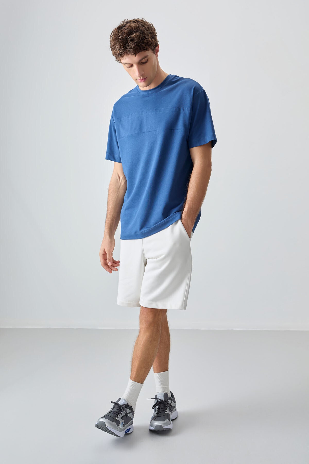 Parliament Cotton Thick Soft Textured Oversize Fit Basic Men's T-Shirt - 88378