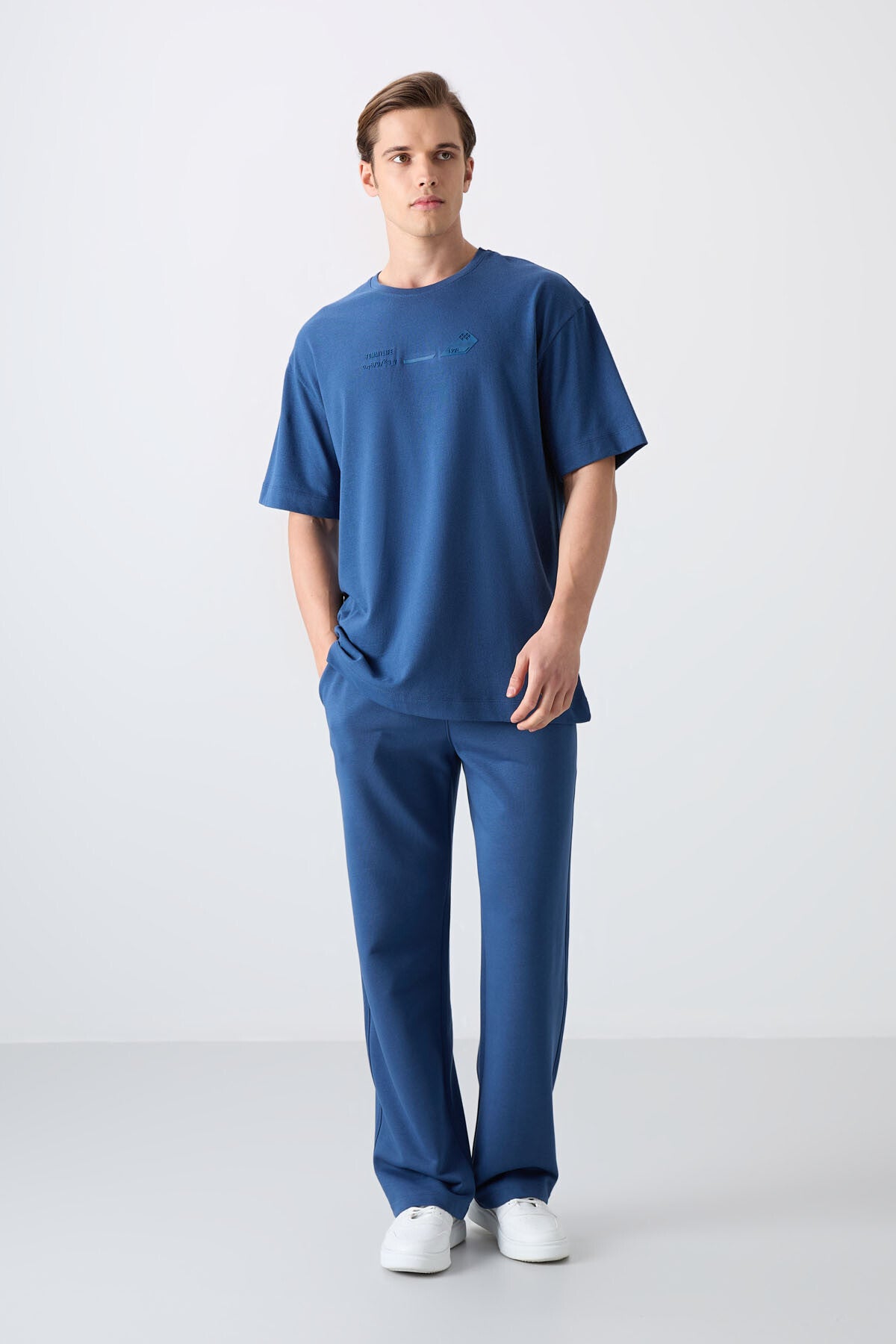 Parliament Cotton Thick Soft Textured Oversize Fit Printed Men's T-Shirt - 88330