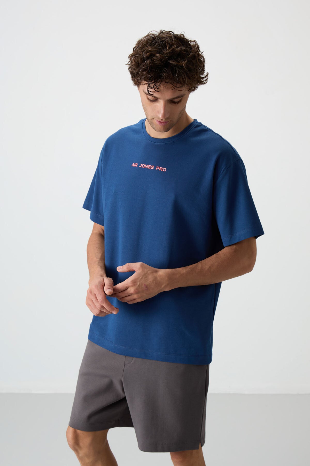 Parliament Cotton Thick Textured Surface Oversize Fit Printed Men's T-Shirt - 88364
