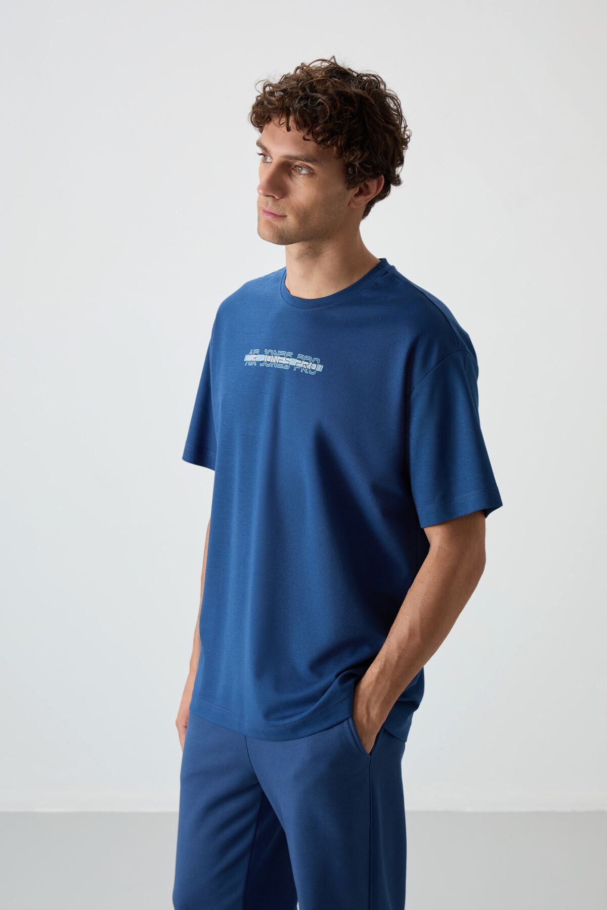Parliament Cotton Thick Textured Surface Oversize Fit Printed Men's T-Shirt - 88365