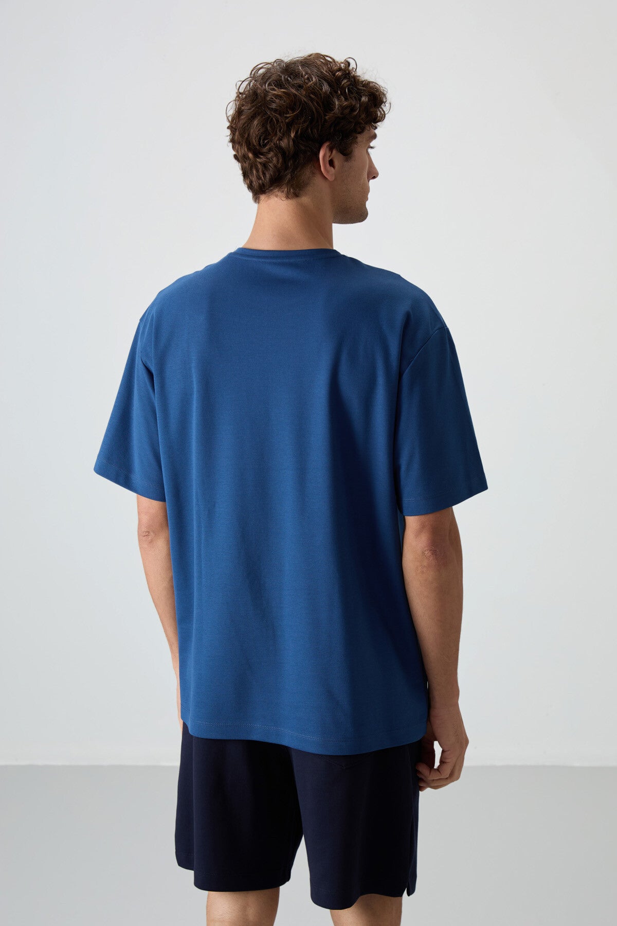 Parliament Cotton Thick Textured Surface Oversize Fit Printed Men's T-Shirt - 88372