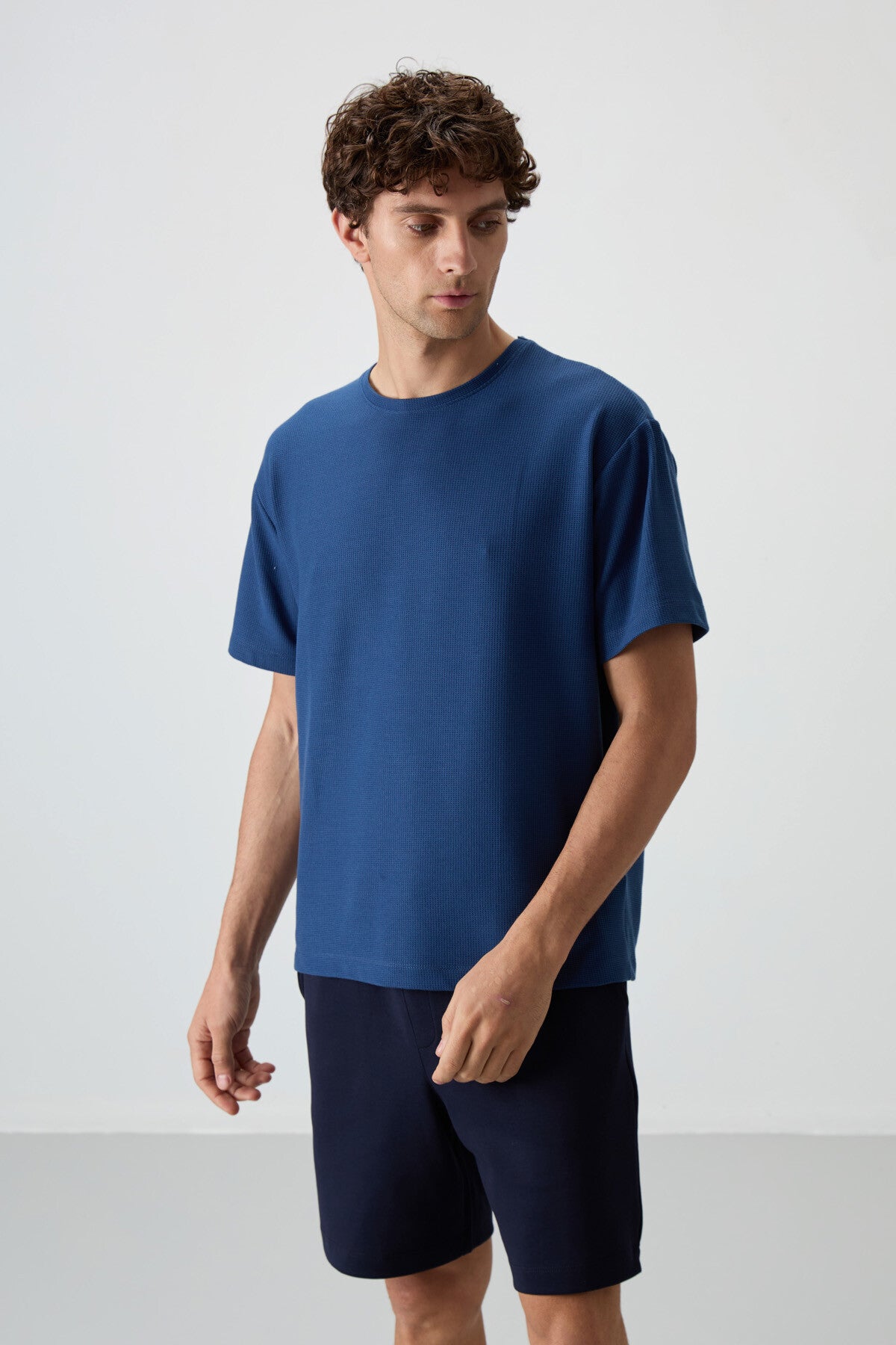 Parlament Waffle Interlock Textured Surface Oversize Fit Basic Men's T-Shirt - 88379
